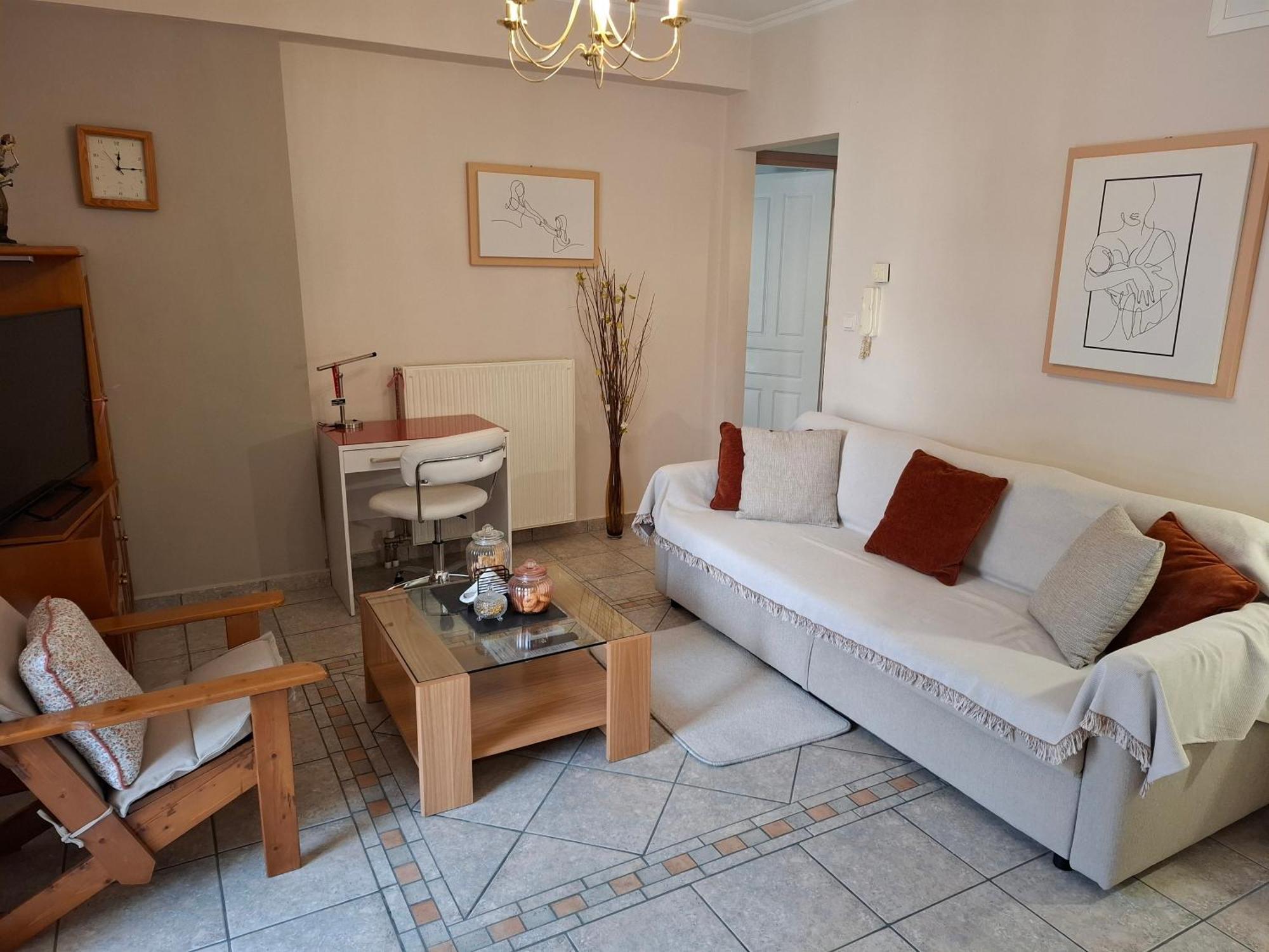 Απέριττον 2 Apartment Trikala  Bagian luar foto